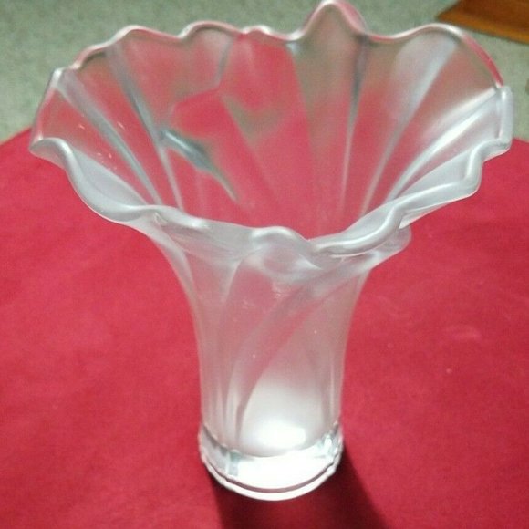 Other - Crystal Frosted Oval Glass Vase with Rippled Edge